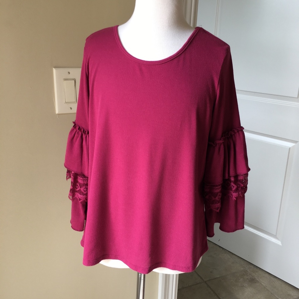 My Michelle Girls Ribbed Knit top. XL🌹